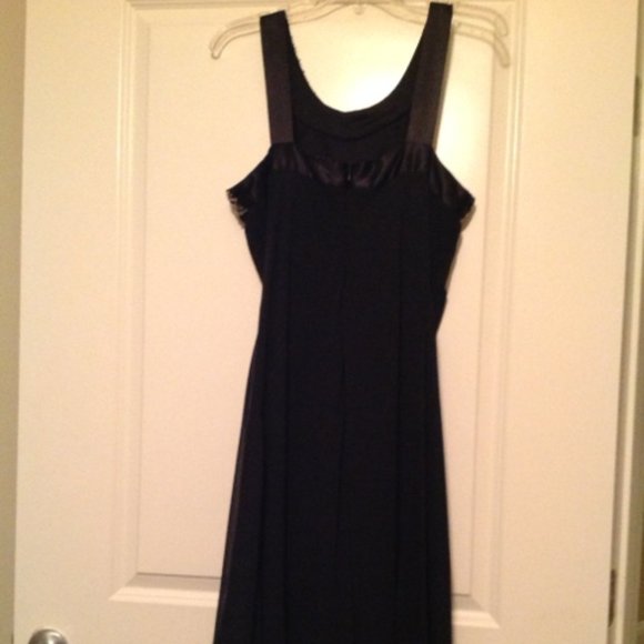 BLACK COCKTAIL DRESS WITH BEADED BODICE STRAPS - Picture 4 of 4